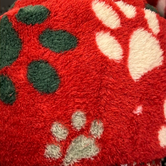 Soft THROW Puppy Paws * Dog Lovers * Red White Green 50x60 Plush 100% Polyester - Picture 5 of 8